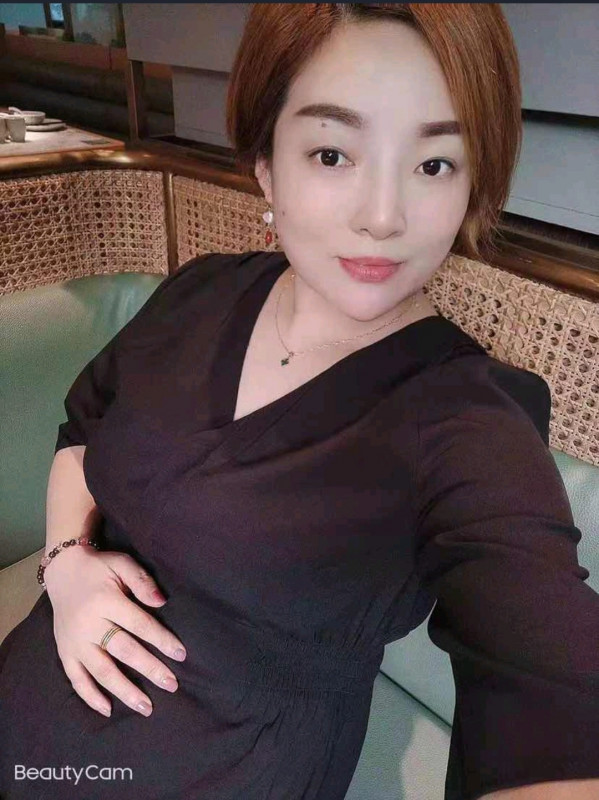 徐汇三通小姐姐